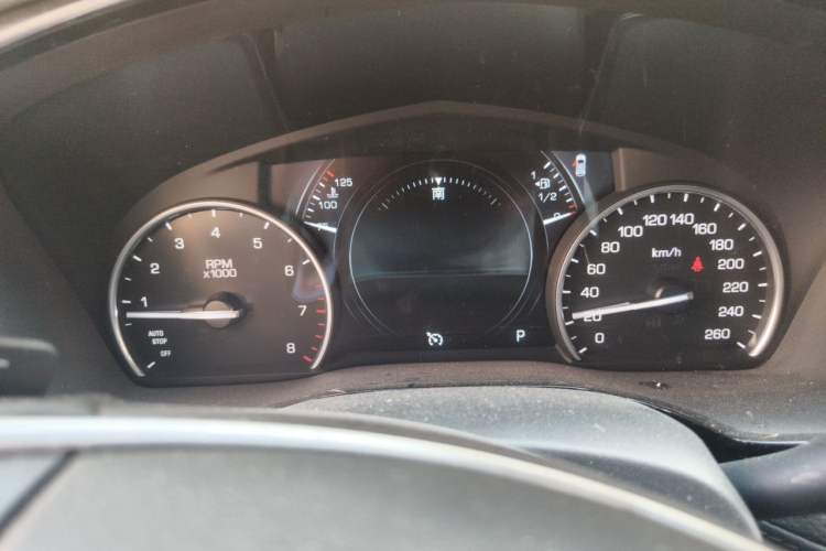 Used Cadillac XT5 2018 25T Luxury Model Instrument Cluster