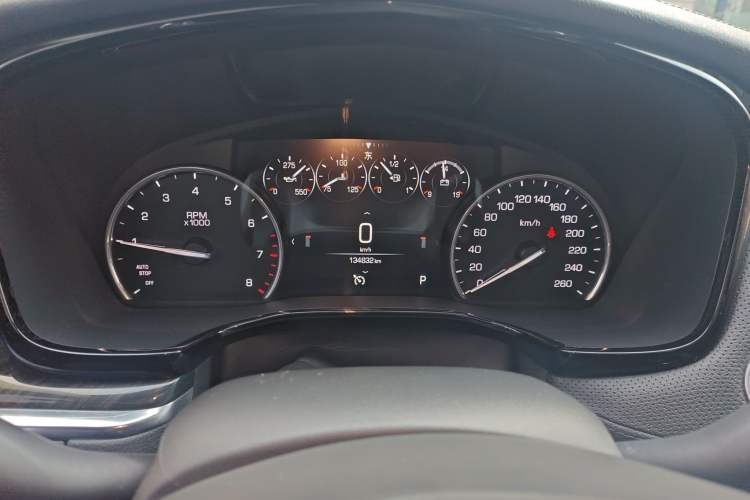 Used Cadillac XT5 2018 25T Luxury Model Instrument Cluster