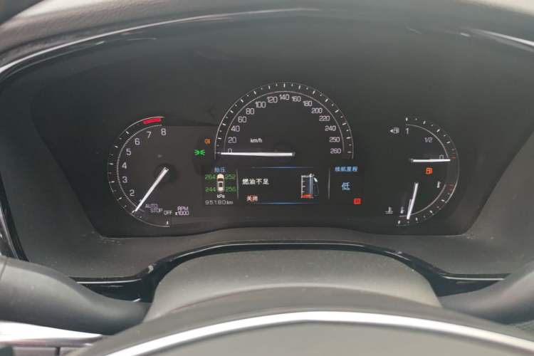 Used Cadillac XT5 2018 28E Four-Wheel Drive Tech Version Instrument Cluster