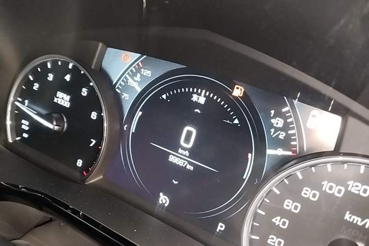 Used Cadillac XT5 2018 25T Luxury Model Instrument Cluster