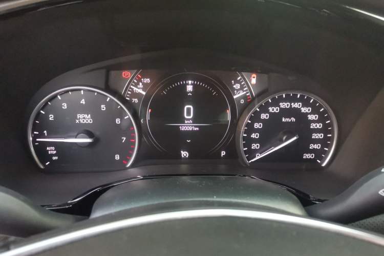 Used Cadillac XT5 2018 25T Luxury Model Instrument Cluster