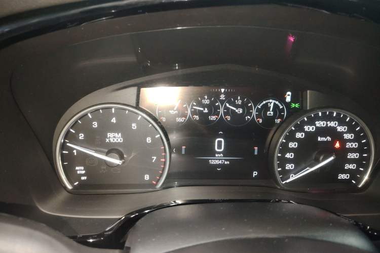 Used Cadillac XT5 2018 25T Luxury Model Instrument Cluster