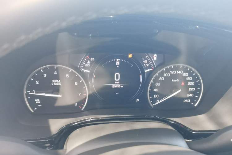 Used Cadillac XT5 2018 25T Luxury Model Instrument Cluster