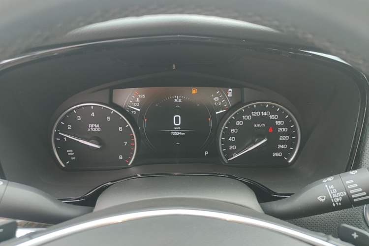 Used Cadillac XT5 2018 25T Luxury Model Instrument Cluster