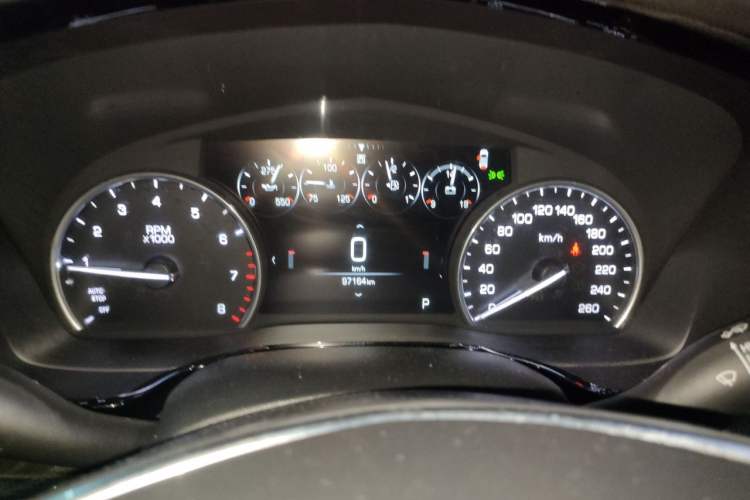 Used Cadillac XT5 2018 25T Luxury Model Instrument Cluster