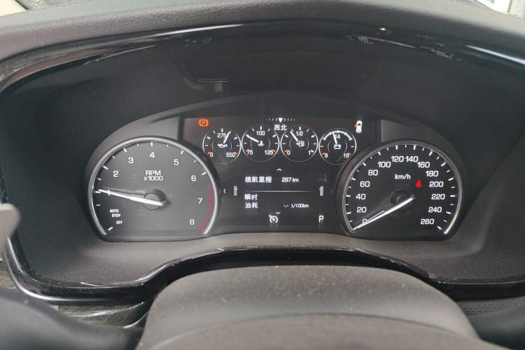 Used Cadillac XT5 2018 25T Luxury Model Instrument Cluster