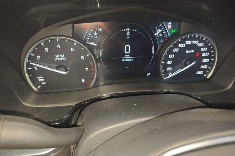 Used Cadillac XT5 2018 25T Luxury Model Instrument Cluster