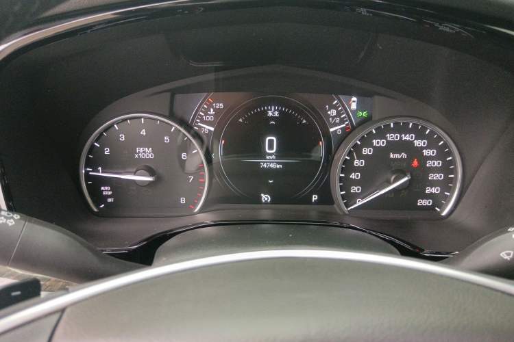 Used Cadillac XT5 2018 25T Luxury Model Instrument Cluster