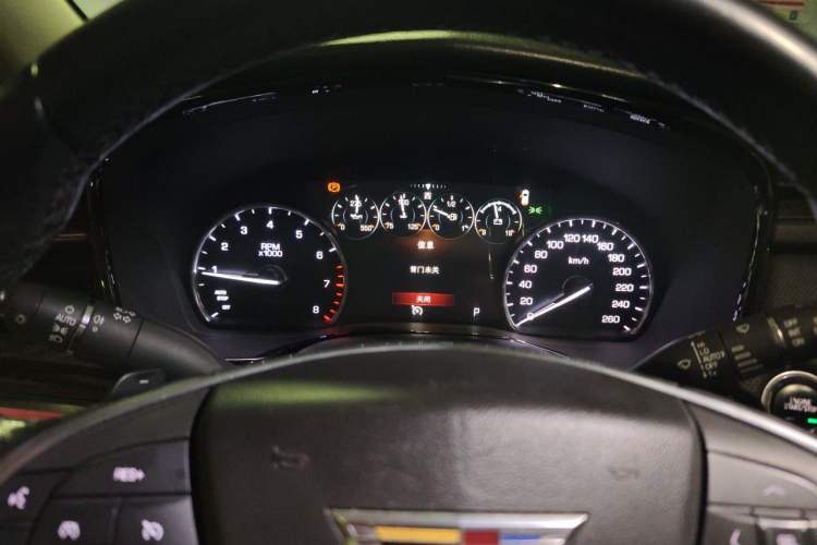 Used Cadillac XT5 2018 25T Luxury Model Instrument Cluster
