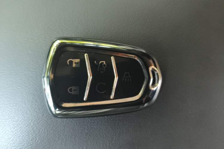 Used Cadillac XT5 2018 25T Luxury Model Interior 1