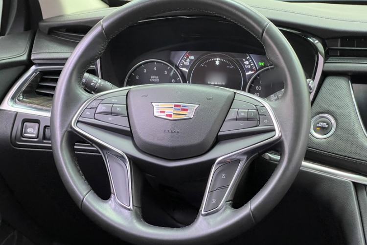 Used Cadillac XT5 2018 28T Four-Wheel Drive Luxury Model Interior 2