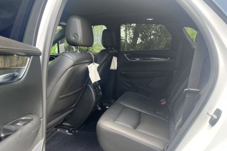 Used Cadillac XT5 2018 28E Four-Wheel Drive Tech Version Interior 3