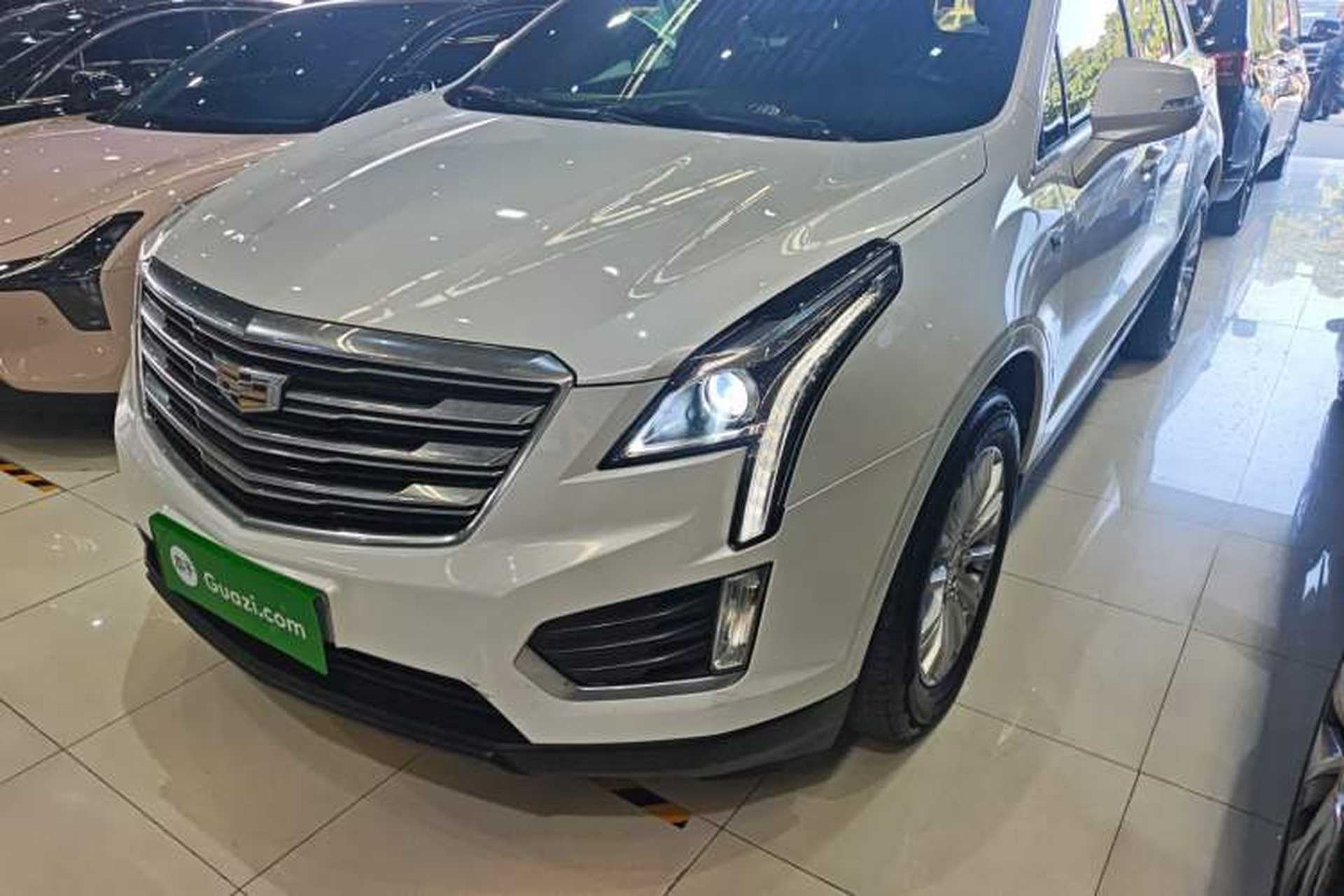 Used Cadillac XT5 2018 28E Four-Wheel Drive Tech Version Left Front Headlight