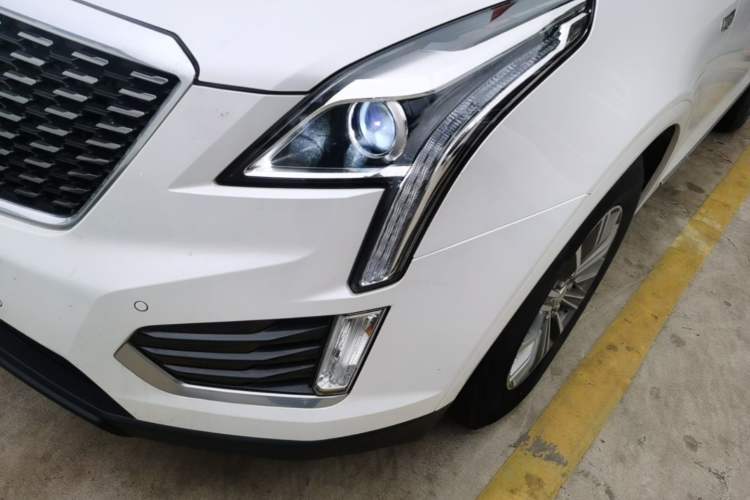 Used Cadillac XT5 2018 25T Luxury Model Left Front Headlight