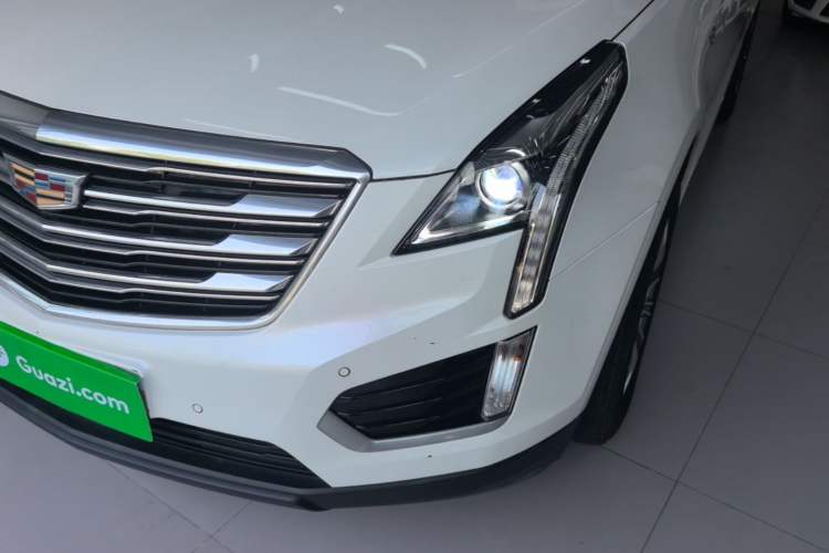 Used Cadillac XT5 2018 25T Luxury Model Left Front Headlight