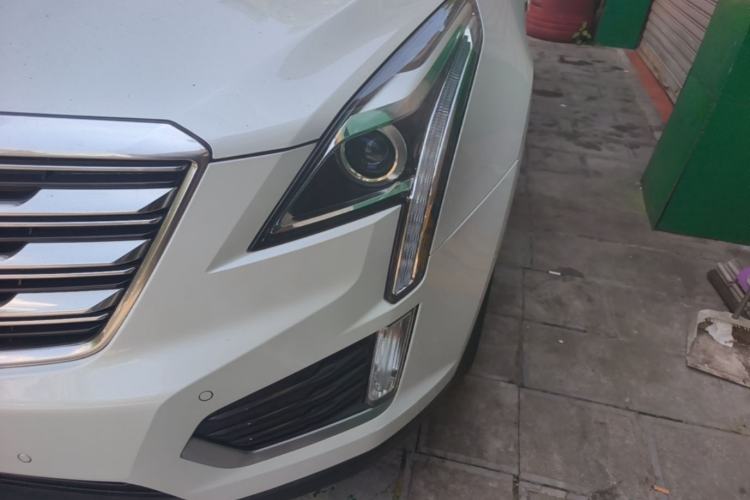 Used Cadillac XT5 2018 25T Luxury Model Left Front Headlight