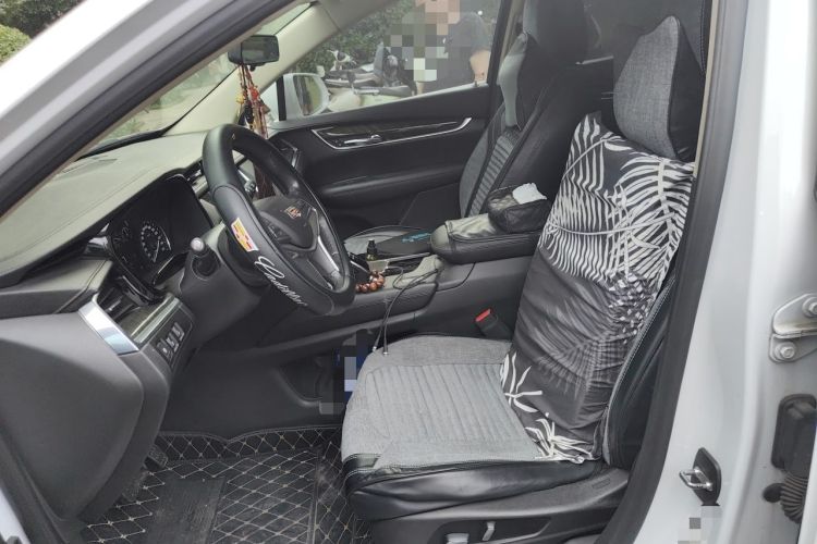Used Cadillac XT5 2018 25T Luxury Model Left Front Seat