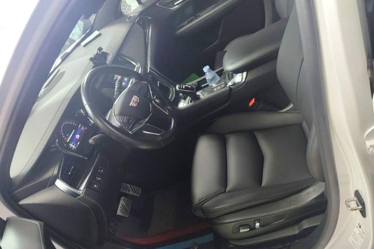 Used Cadillac XT5 2018 28E Four-Wheel Drive Tech Version Left Front Seat