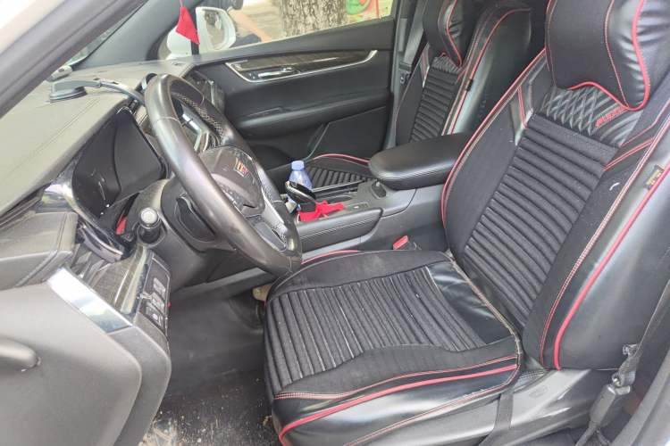 Used Cadillac XT5 2018 25T Tech Model Left Front Seat