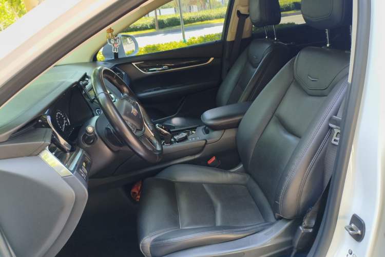 Used Cadillac XT5 2018 28T Four-Wheel Drive Luxury Model Left Front Seat