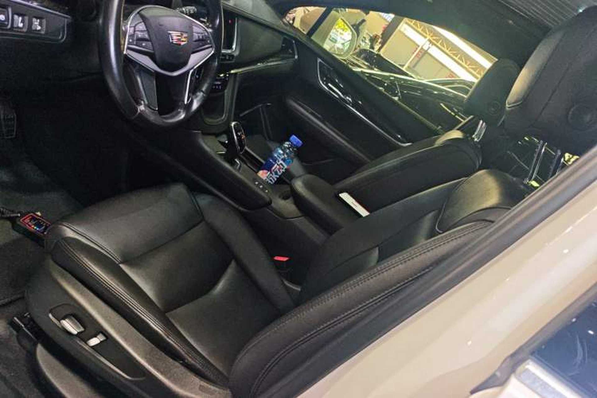 Used Cadillac XT5 2018 28E Four-Wheel Drive Tech Version Left Front Seat