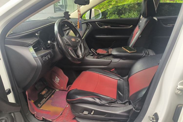 Used Cadillac XT5 2018 25T Luxury Model Left Front Seat