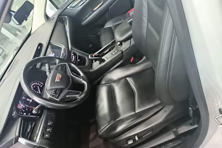 Used Cadillac XT5 2018 25T Luxury Model Left Front Seat