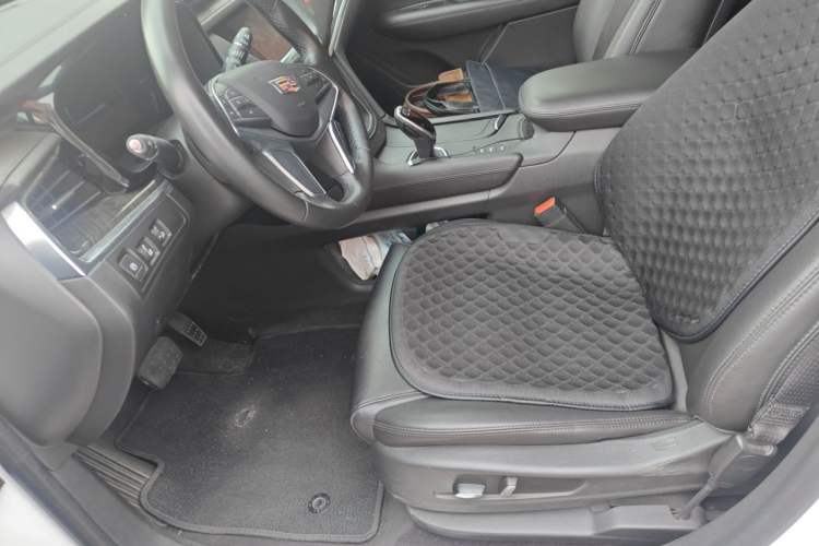 Used Cadillac XT5 2018 28E Four-Wheel Drive Tech Version Left Front Seat
