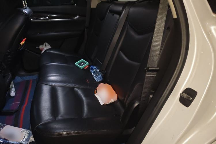 Used Cadillac XT5 2018 25T Luxury Model Left Rear Seat