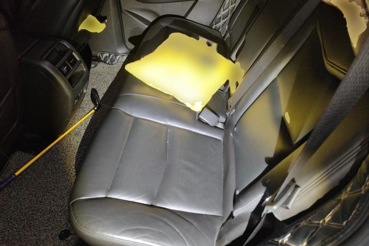 Used Cadillac XT5 2018 28T Four-Wheel Drive Luxury Model Left Rear Seat