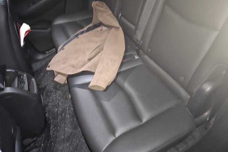 Used Cadillac XT5 2018 28E Four-Wheel Drive Tech Version Left Rear Seat