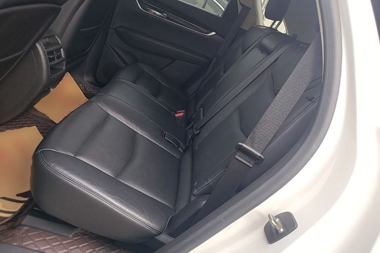 Used Cadillac XT5 2018 25T Luxury Model Left Rear Seat