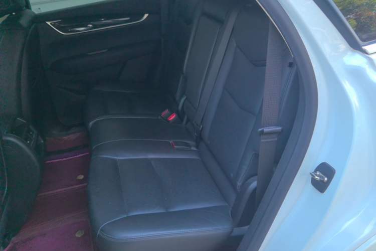 Used Cadillac XT5 2018 25T Luxury Model Left Rear Seat