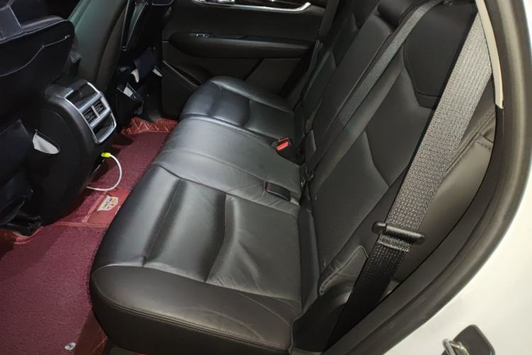 Used Cadillac XT5 2018 25T Luxury Model Left Rear Seat