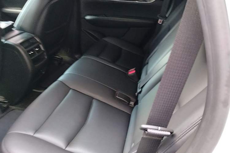 Used Cadillac XT5 2018 25T Tech Model Left Rear Seat