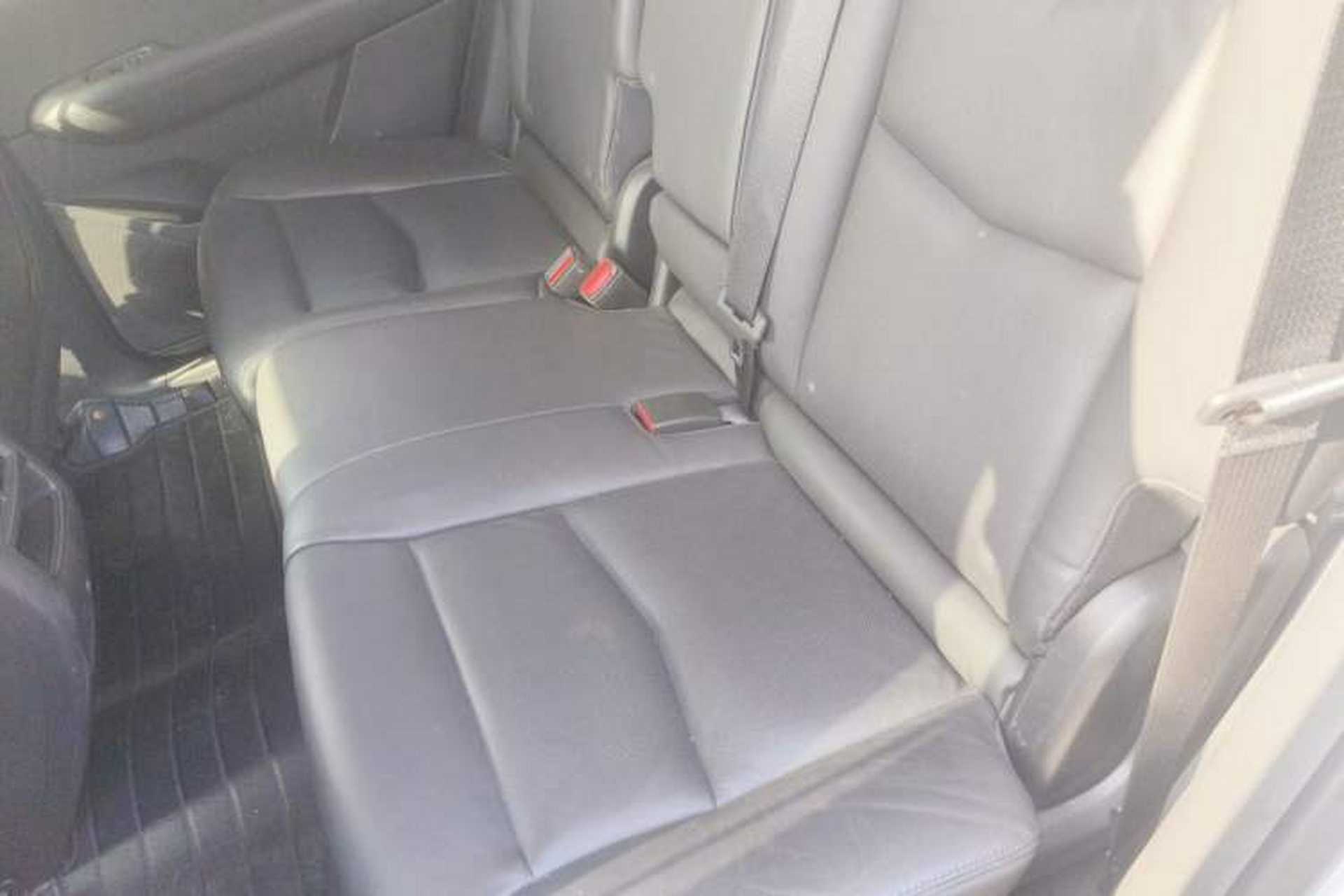 Used Cadillac XT5 2018 25T Luxury Model Left Rear Seat