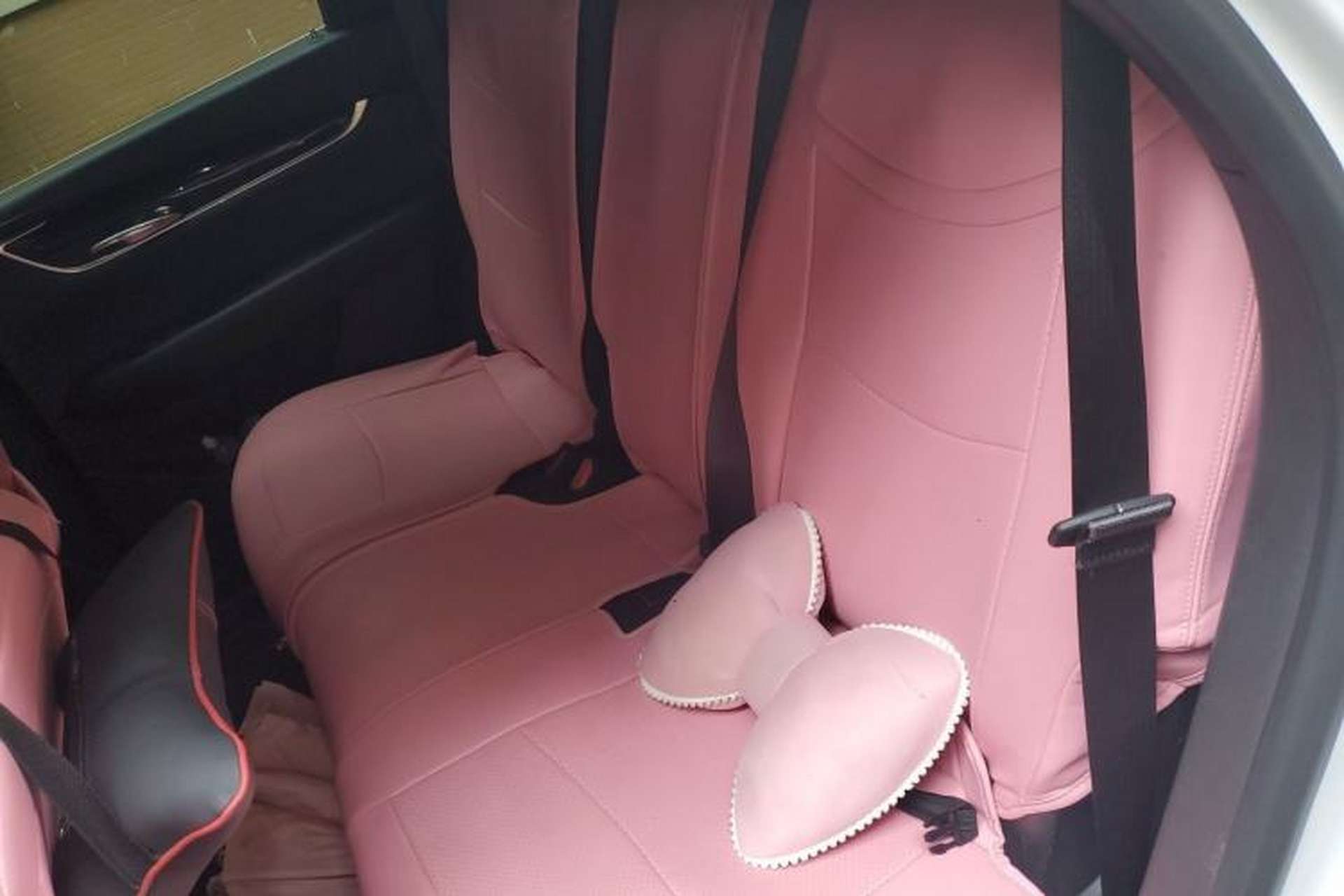 Used Cadillac XT5 2018 25T Tech Model Left Rear Seat