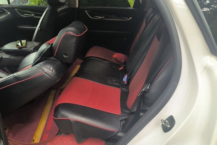 Used Cadillac XT5 2018 25T Luxury Model Left Rear Seat