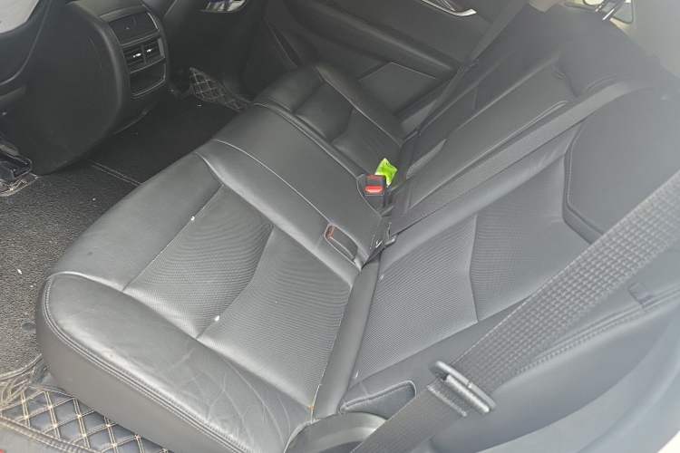 Used Cadillac XT5 2018 25T Tech Model Left Rear Seat