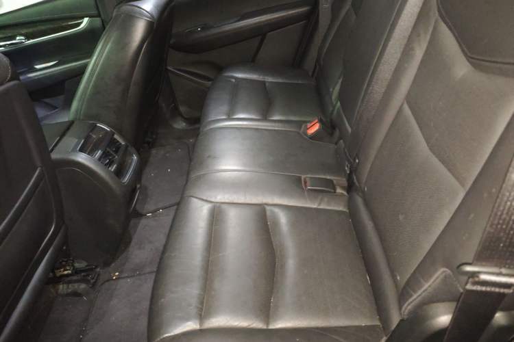 Used Cadillac XT5 2018 25T Luxury Model Left Rear Seat