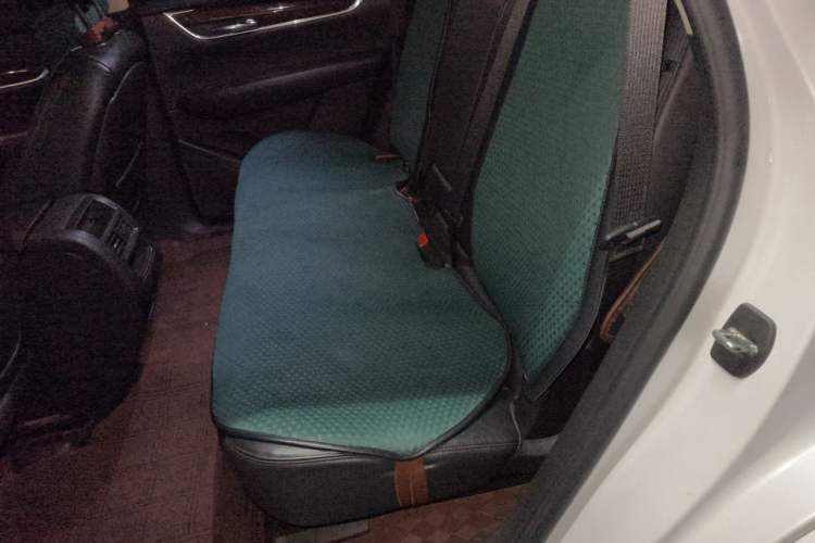 Used Cadillac XT5 2018 25T Luxury Model Left Rear Seat