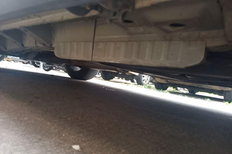 Used Cadillac XT5 2018 25T Tech Model Left Side Sill