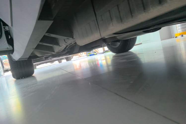 Used Cadillac XT5 2018 25T Luxury Model Left Side Sill
