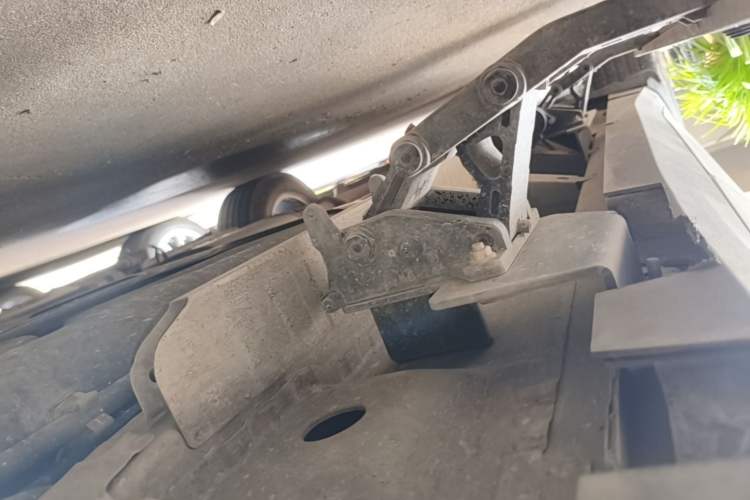 Used Cadillac XT5 2018 28T Four-Wheel Drive Luxury Model Left Side Sill