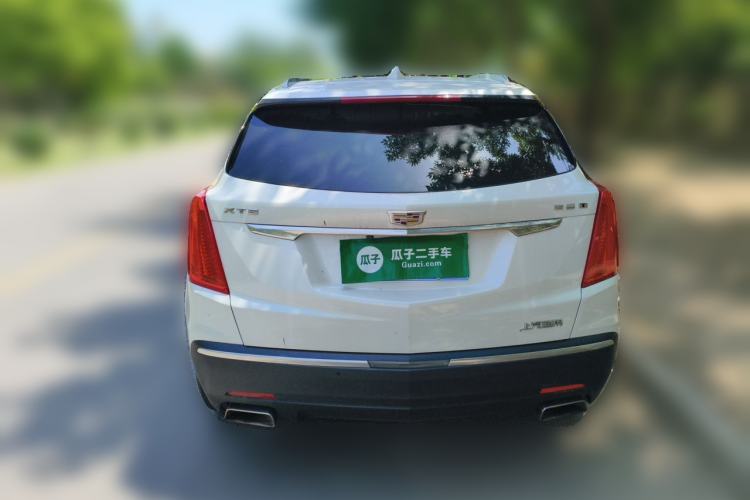 Used Cadillac XT5 2018 25T Luxury Model Rear