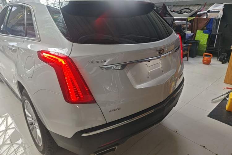 Used Cadillac XT5 2018 28E Four-Wheel Drive Tech Version Rear