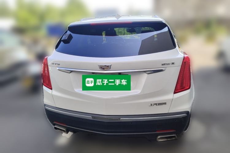 Used Cadillac XT5 2018 25T Luxury Model Rear