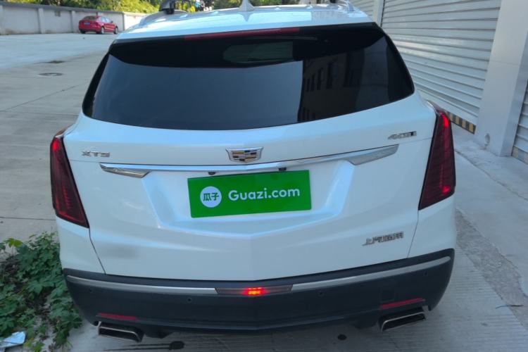 Used Cadillac XT5 2018 25T Luxury Model Rear