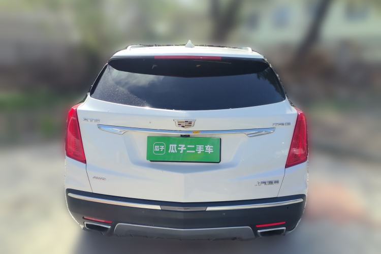 Used Cadillac XT5 2018 28E 4x4 Platinum Edition Rear