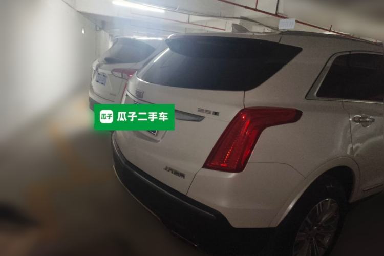 Used Cadillac XT5 2018 25T Luxury Model Rear